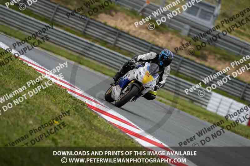 cadwell no limits trackday;cadwell park;cadwell park photographs;cadwell trackday photographs;enduro digital images;event digital images;eventdigitalimages;navarra;no limits trackdays;peter wileman photography;racing digital images;trackday digital images;trackday photos